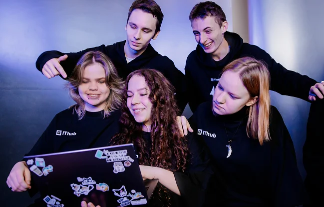 Командная работа в IThub